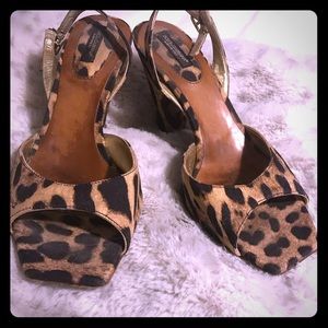 Dolce &Gabbana leopard heels ❤️